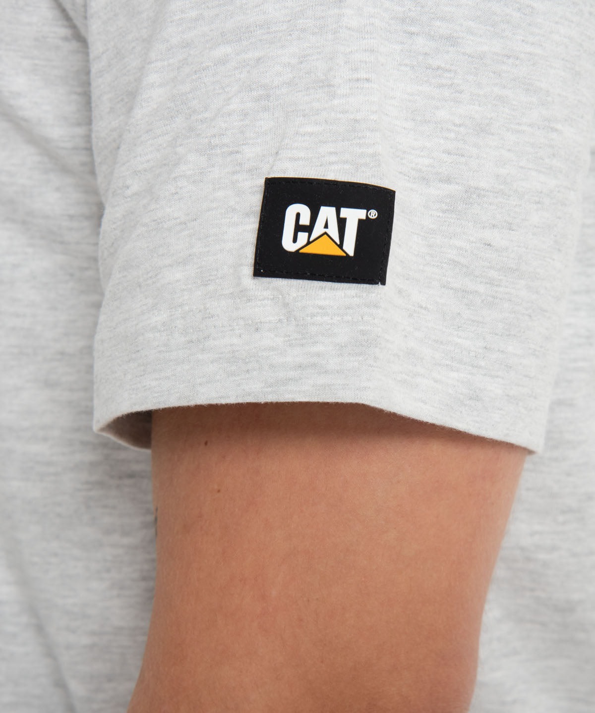 Polera Manga Corta Casual Hombre Essential S/S Tee Gris Cat