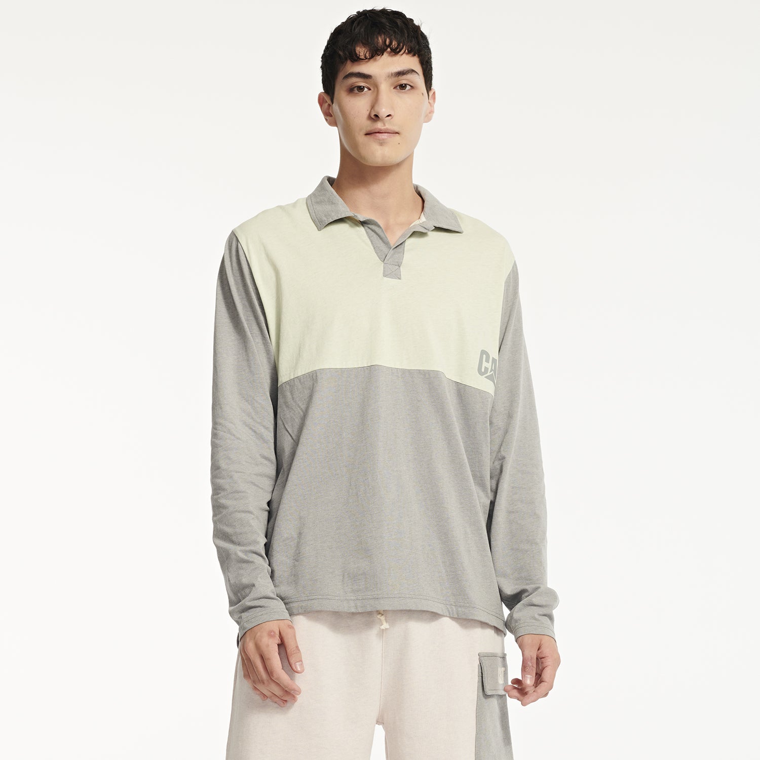 Polera Polo Manga Corta Hombre Natural Dye L/S Cat