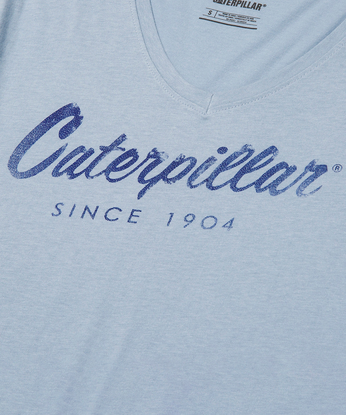 Polera Manga Corta Casual Mujer Caterpillar Script V-Neck Tee Azul Detroit Blue/Blue Mo Cat