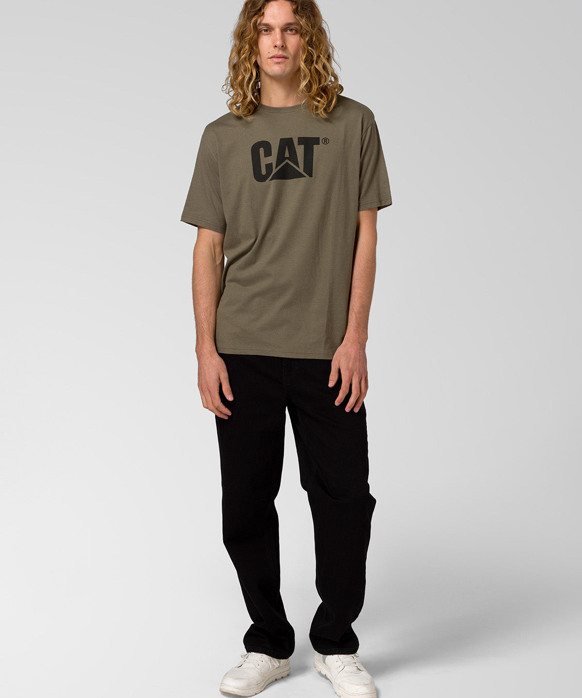 Polera Manga Corta Hombre CAT Básica Cuello Redondo - Negra