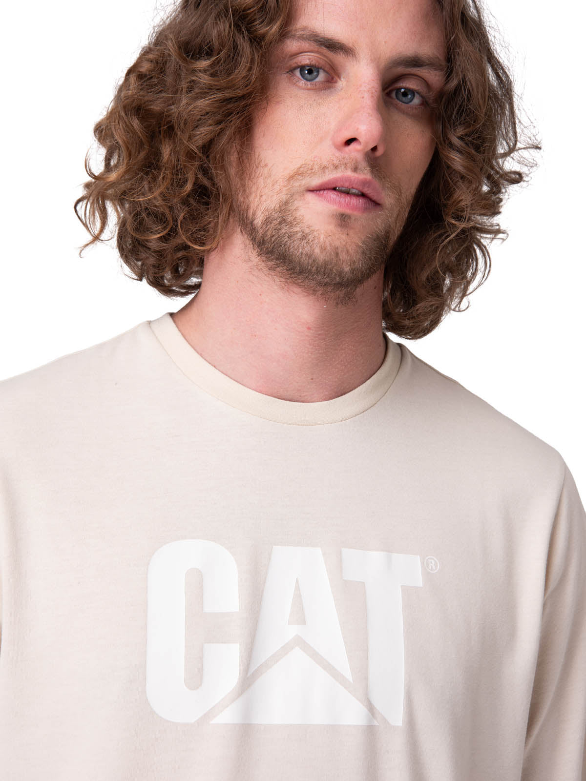 Polera Manga Corta Hombre Cat Logo Tee Beige/Crudo