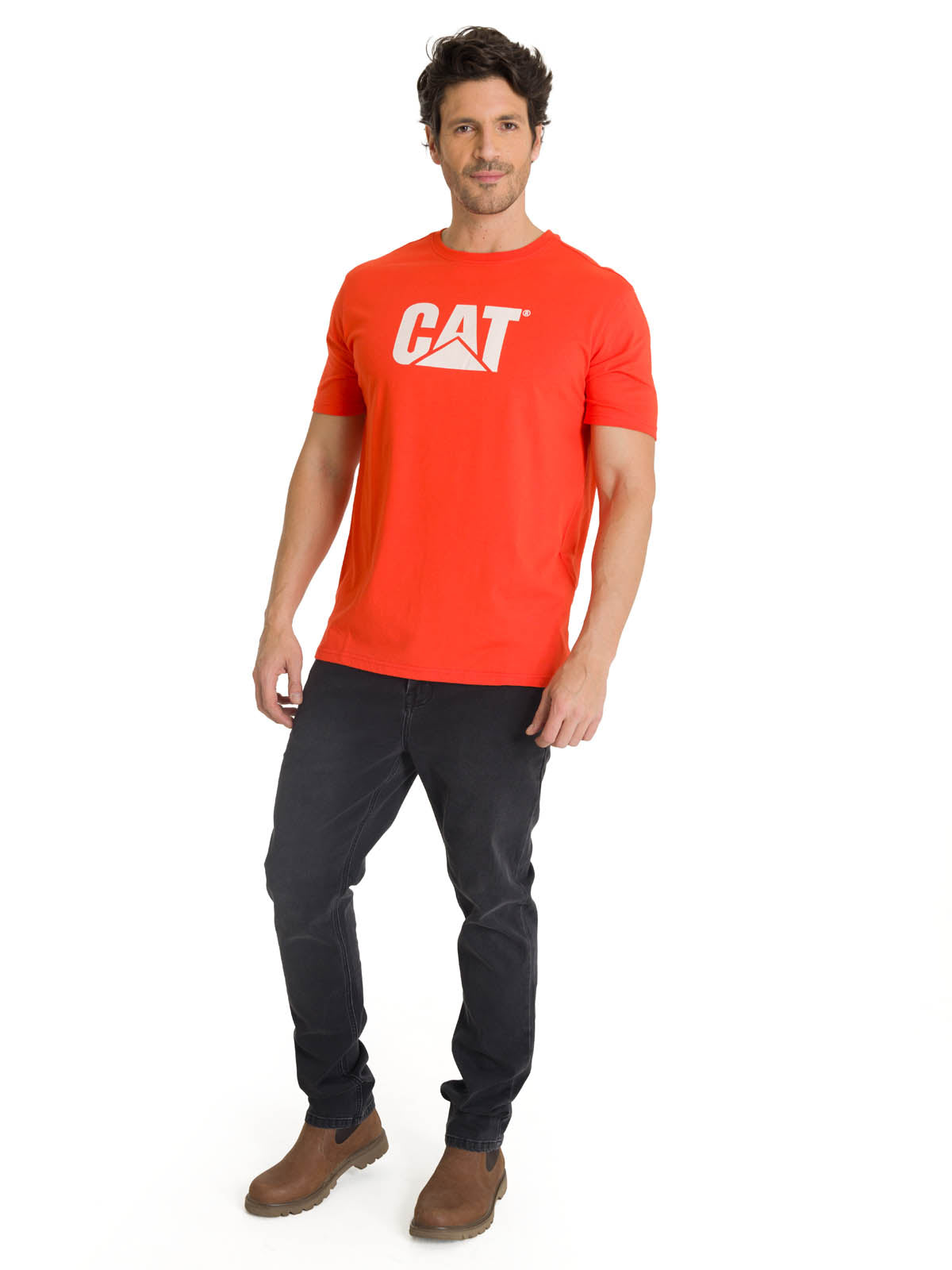 Polera Manga Corta Hombre Logo Roja CAT