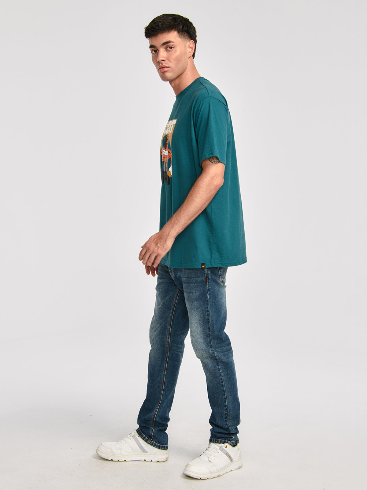 Polera Manga corta Casual Hombre KIDULT GRAPHIC TEE 3 Azul CAT