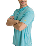 Polera Manga Corta Henley Hombre Burnout Azul Claro CAT