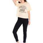 Polera Manga Corta Casual Mujer BOXY CENTENNIAL GRAPHIC TEE Blanca Cat