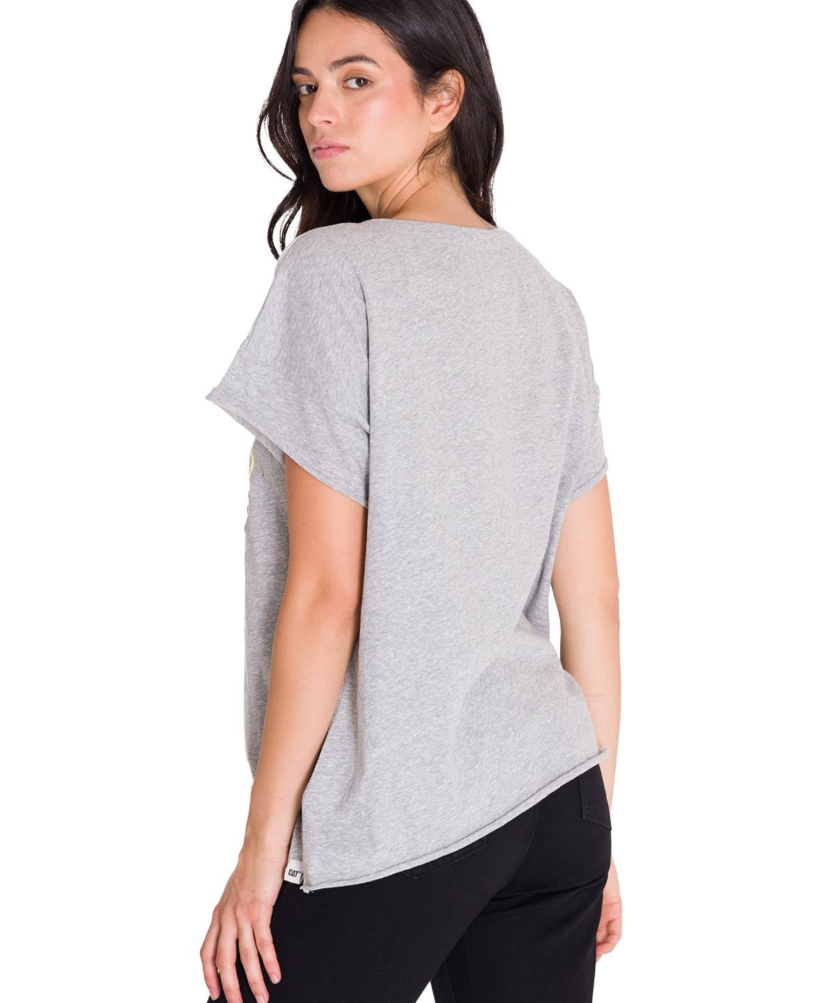 Polera Manga Corta Casual Mujer RELAXED CENTENNIAL GRAPHIC TEE Gris Cat