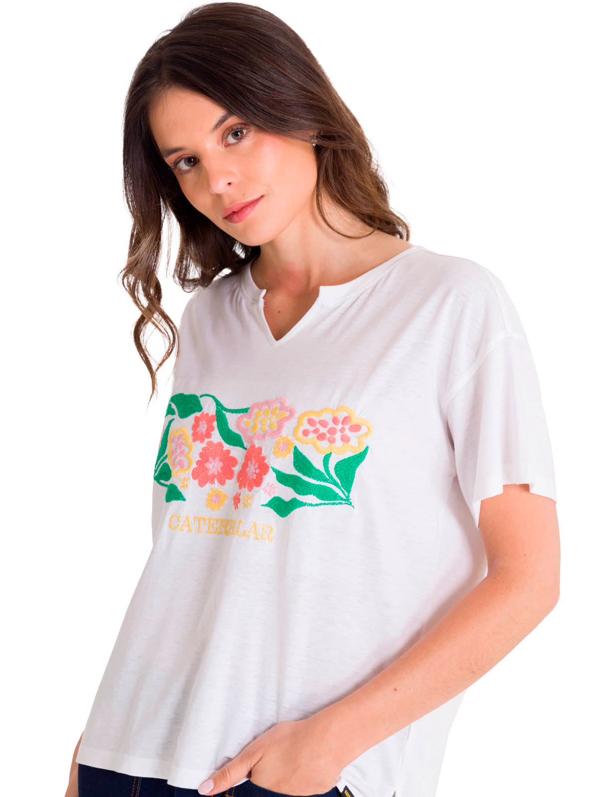 Polera Manga Corta Casual Mujer NOTCH NECK EMBROIDERED FLORAL TEE Blanca Cat