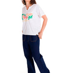 Polera Manga Corta Casual Mujer NOTCH NECK EMBROIDERED FLORAL TEE Blanca Cat