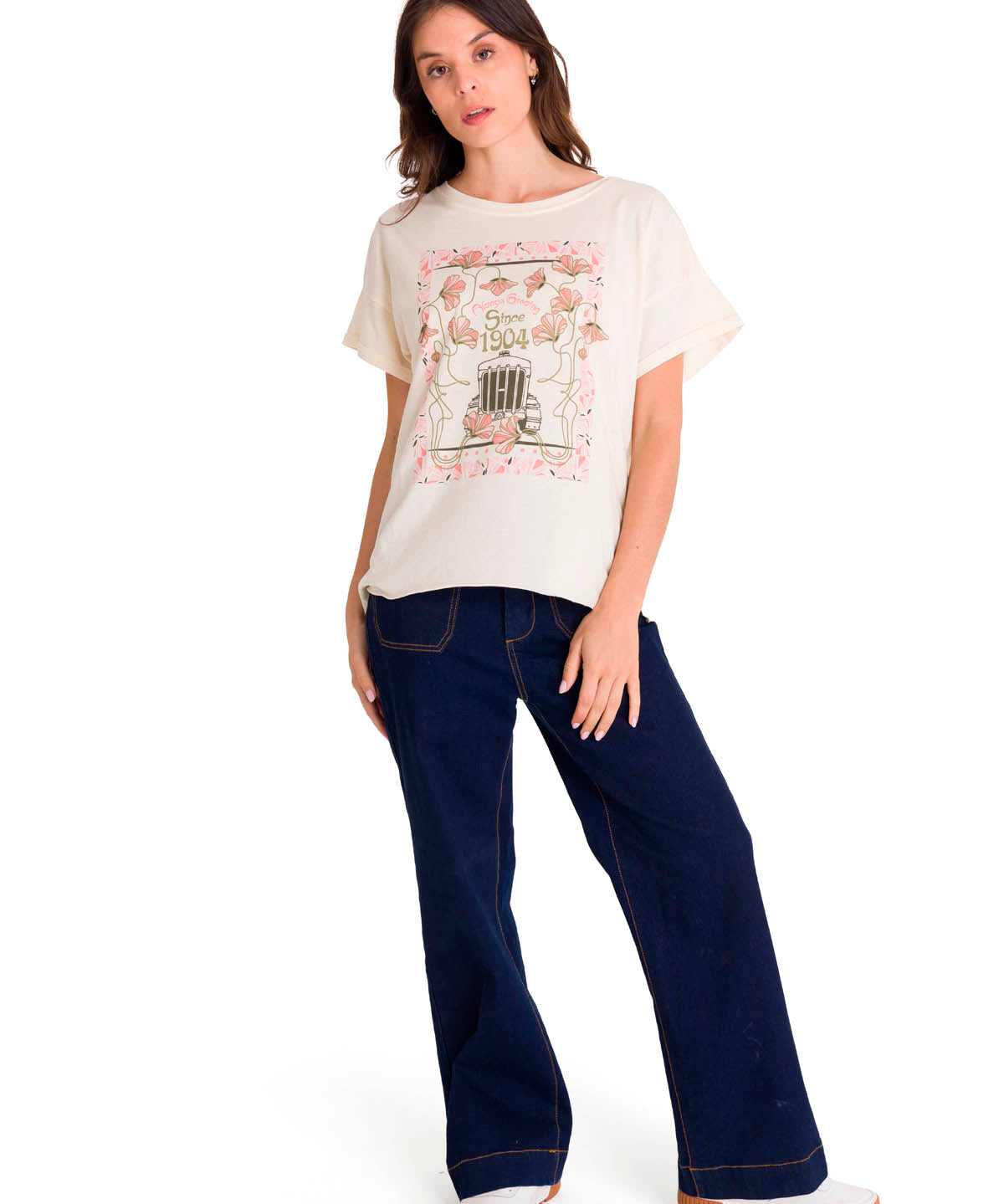 Polera Manga Corta Casual Mujer RELAXED FLORAL GRAPHIC TEE Blanca Cat