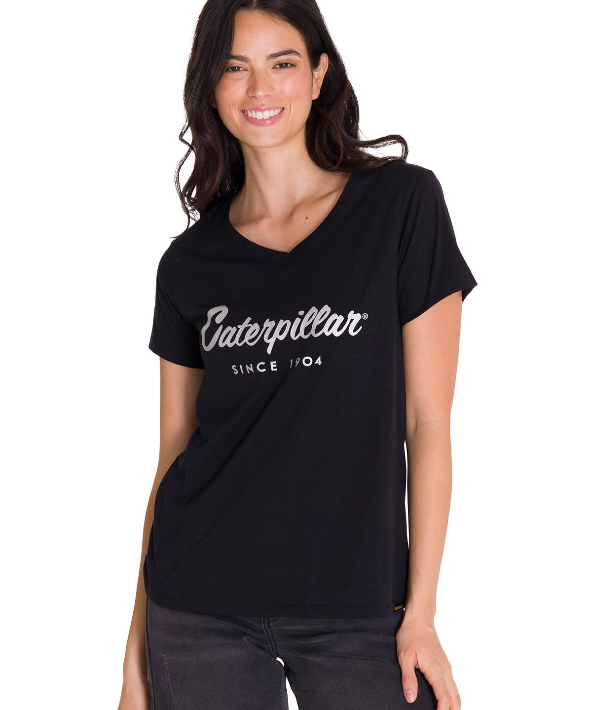 Polera Manga Corta Cuello V Mujer CAT METALLIC SCRIPT V-NECK TEE Negra Cat
