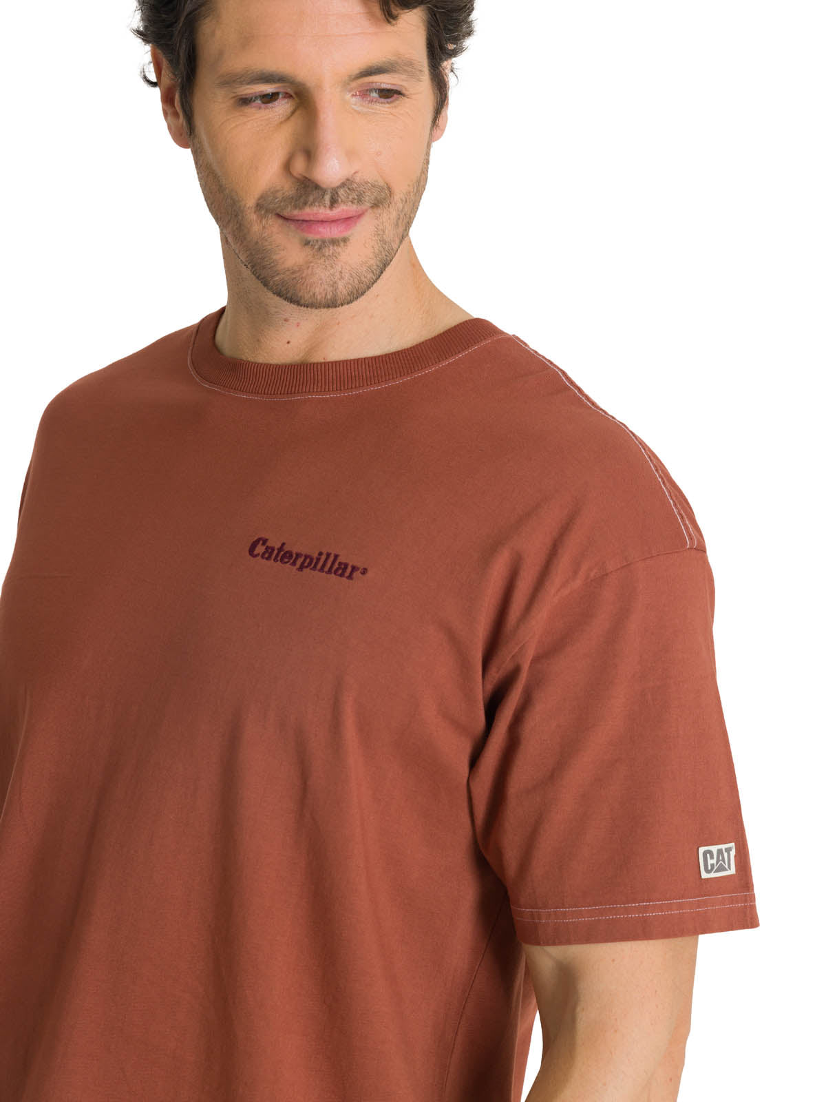 Polera Casual Hombre Heavyweight Relaxed Ladrillo CAT