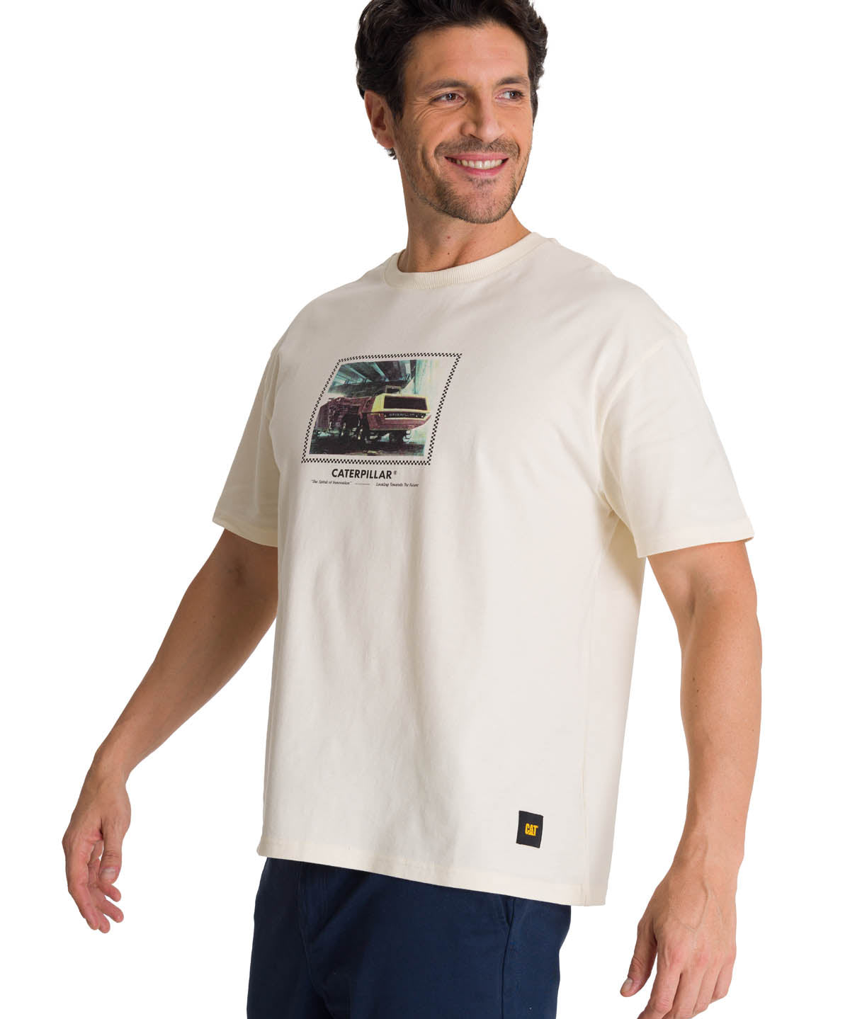 Polera Manga Corta Hombre Relaxed Innovation Blanco CAT