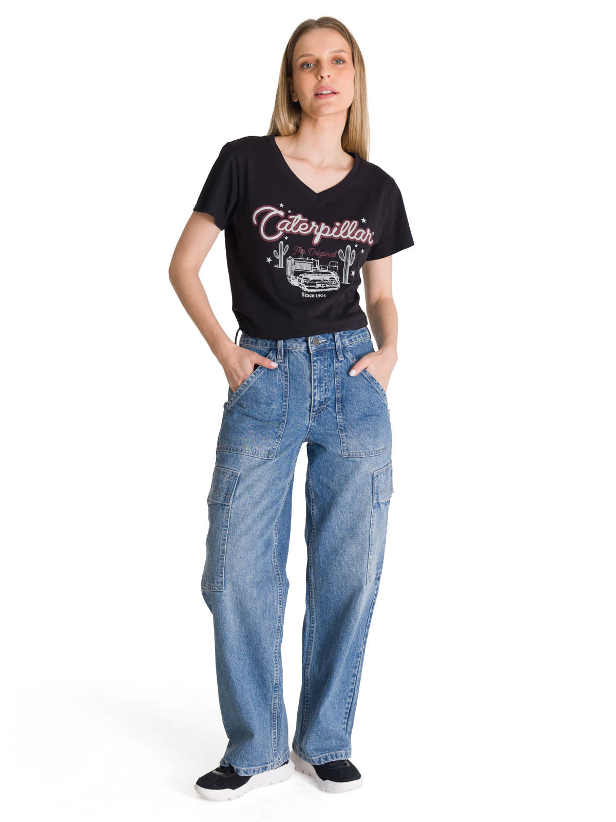 POLERA MANGA CORTA MUJER V-NECK GRAPHIC TEE NEGRO