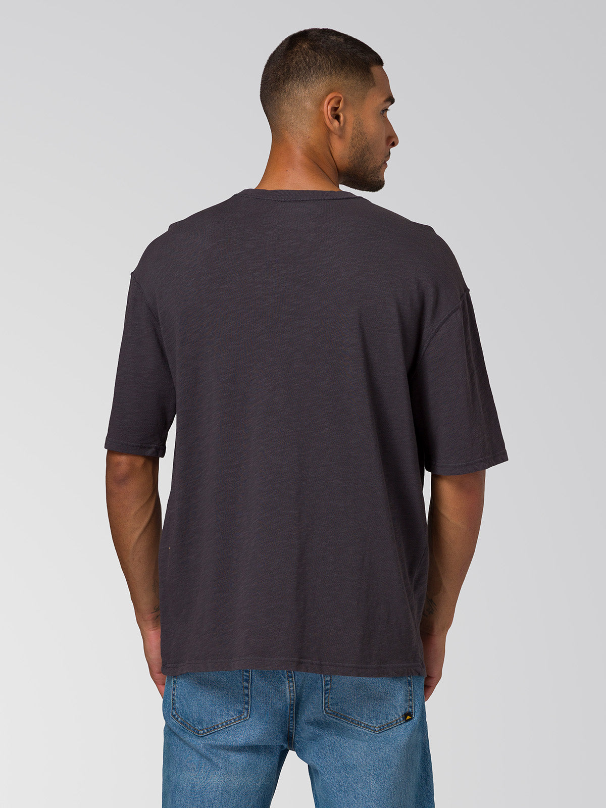 Polera Manga Corta Hombre Slub Knit Relaxed Negro Cat