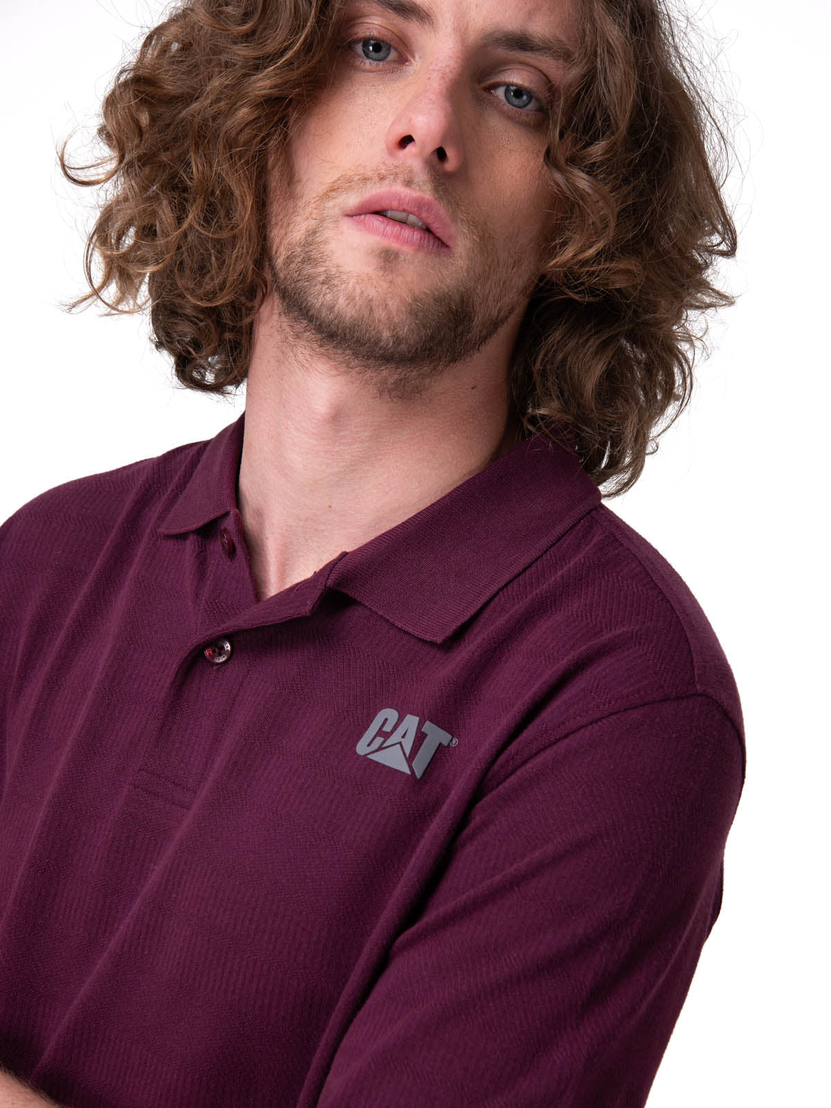Polera Manga Corta Hombre Cat Logo Pique Morado