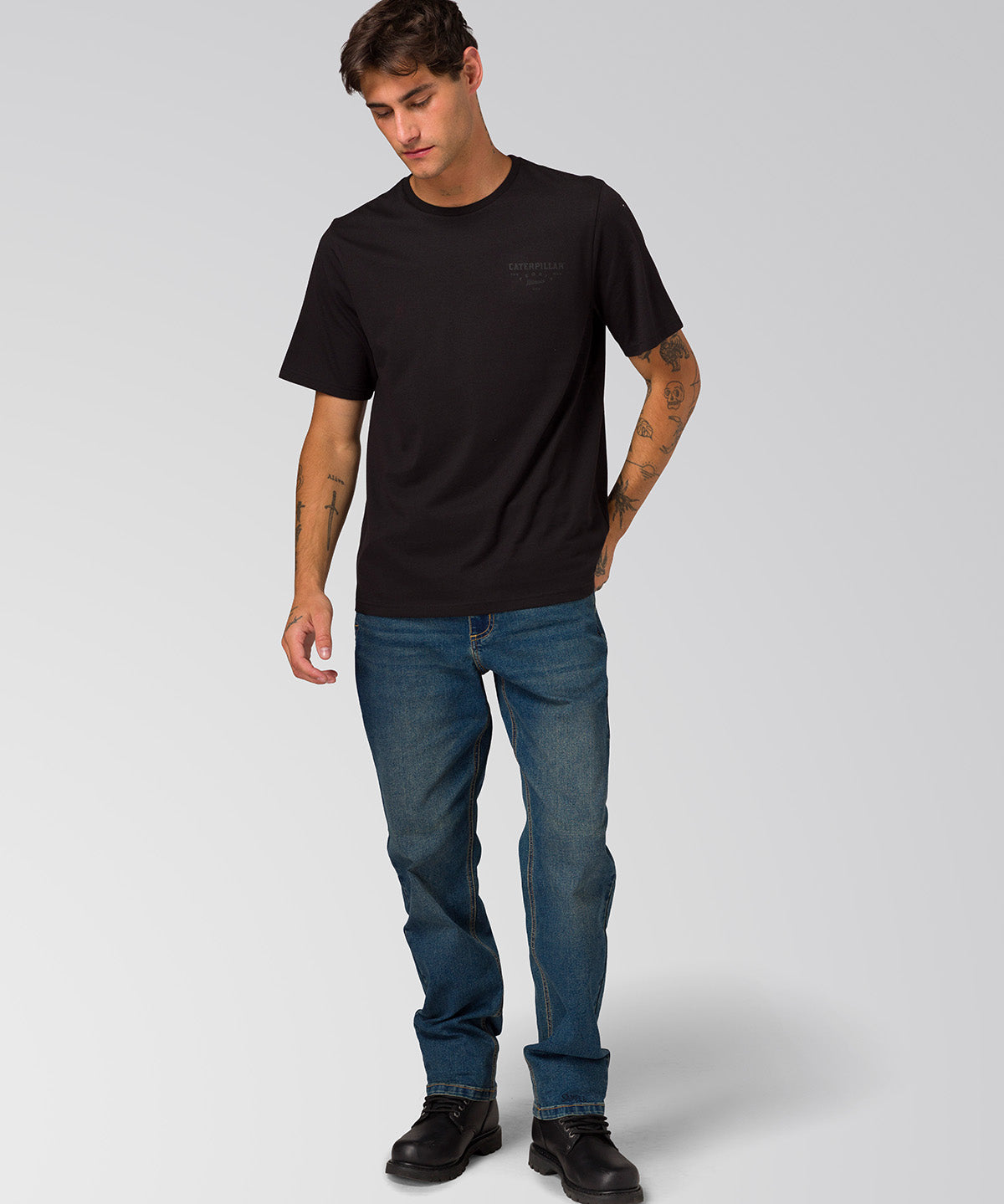 Polera Manga Corta Hombre Heritage Peoria Negro CAT