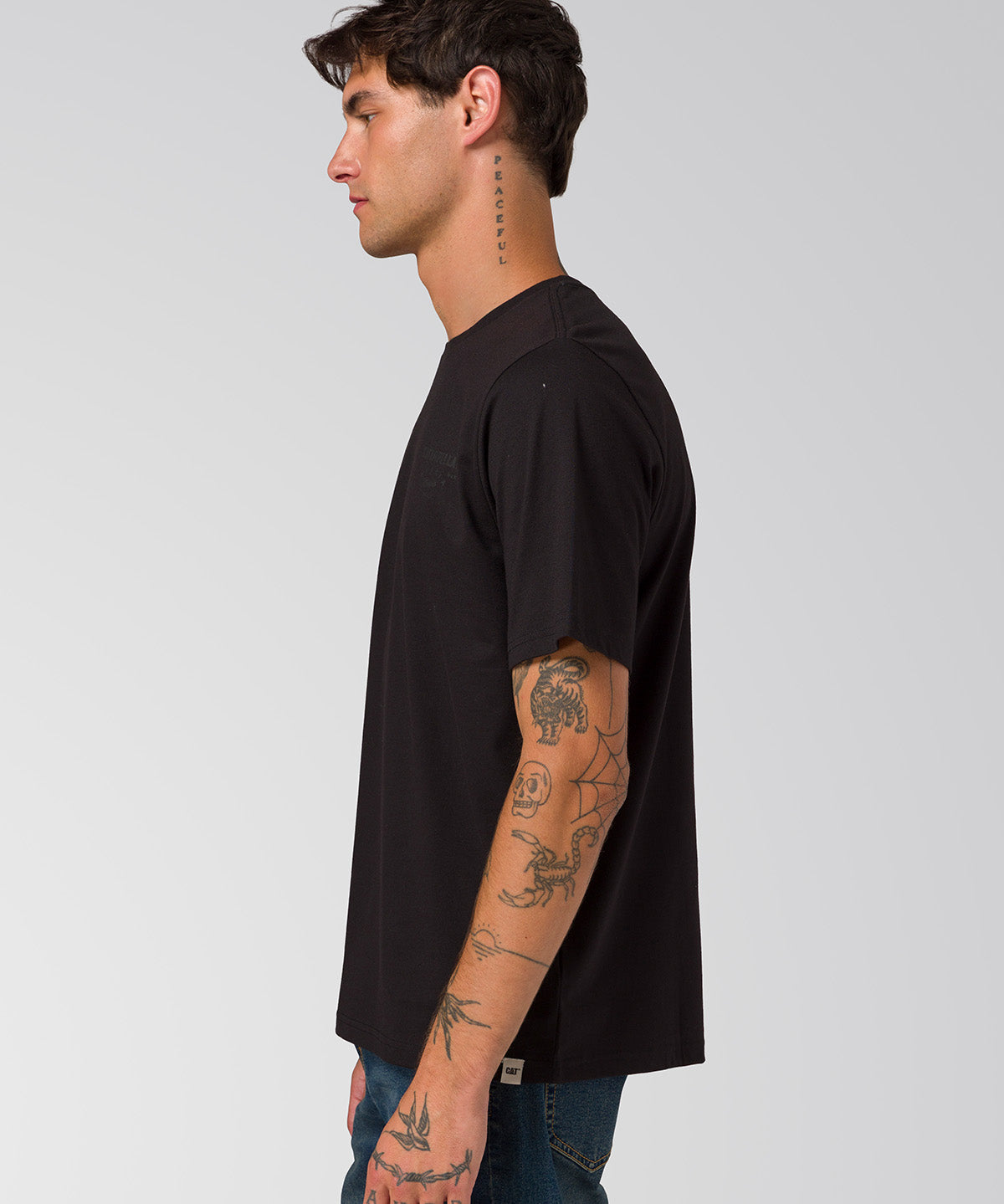 Polera Manga Corta Hombre Heritage Peoria Negro CAT