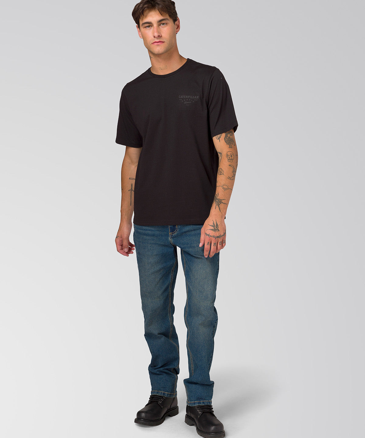 Polera Manga Corta Hombre Heritage Peoria Negro CAT