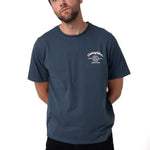 Polera Manga Corta Hombre Varsity Azul Cat