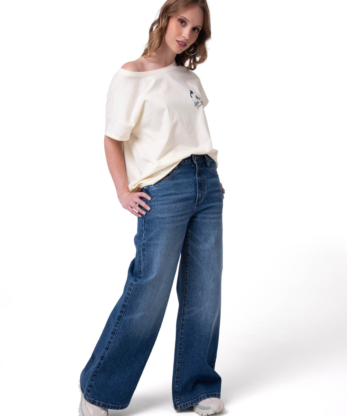 Polera Manga Corta Mujer Botanical Relaxed Blanco Cat