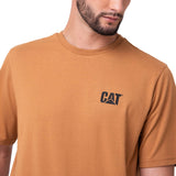 Polera Manga Corta Hombre Small Logo Café CAT