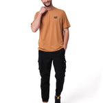 Polera Manga Corta Hombre Small Logo Café CAT