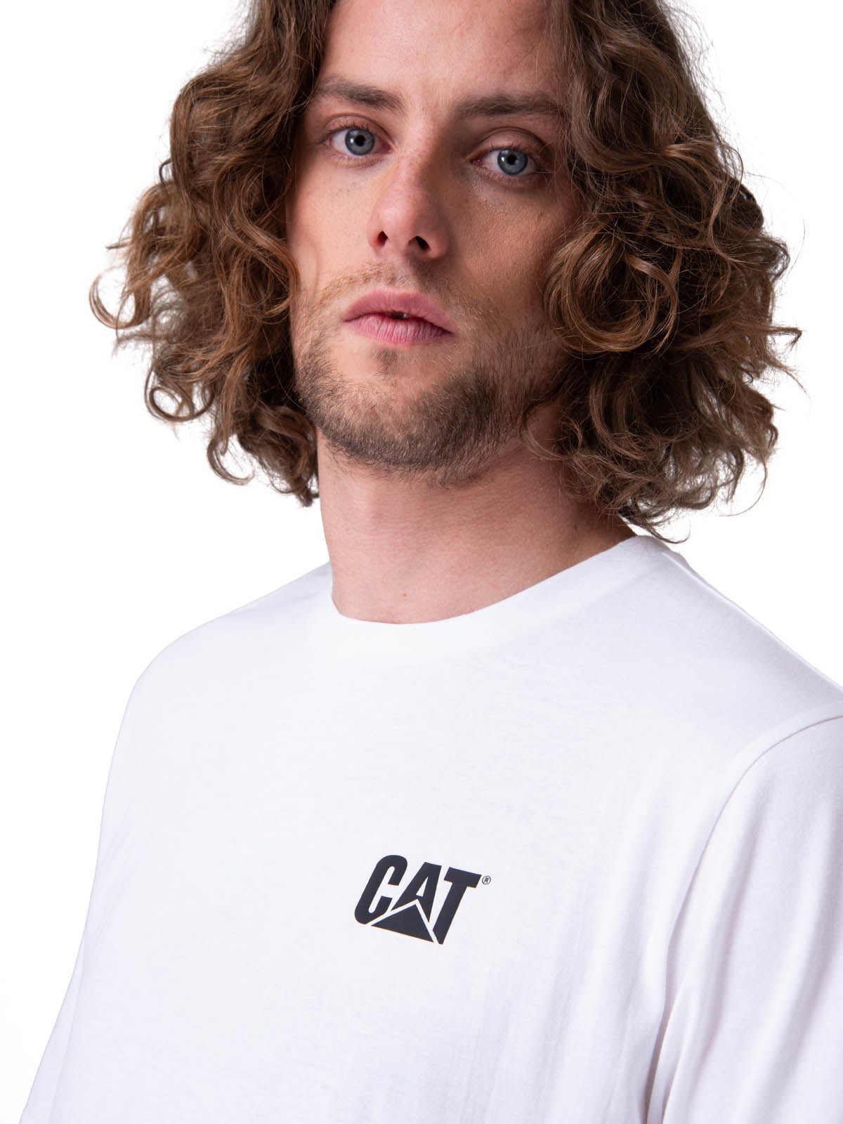 Polera Manga Corta Hombre Cat Small Logo Blanco