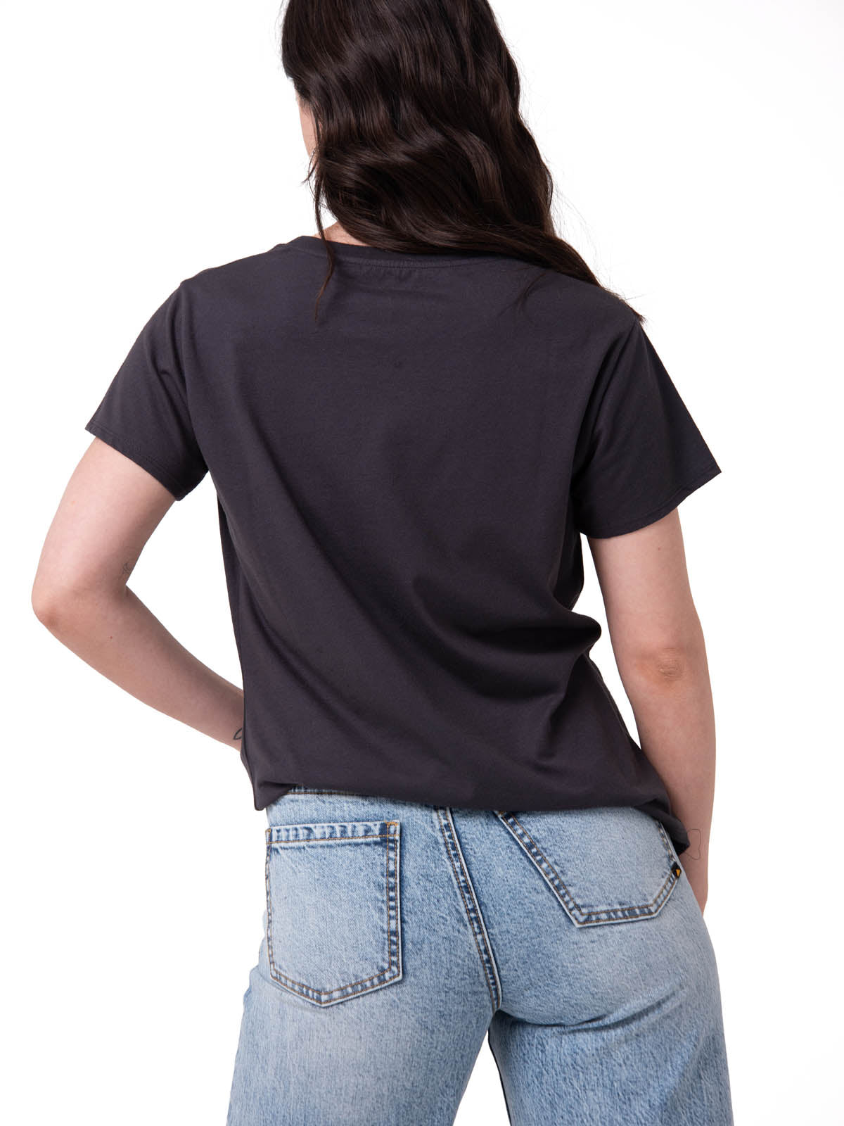 Polera Manga Corta Mujer Logo Caterpillar Gris Oscuro