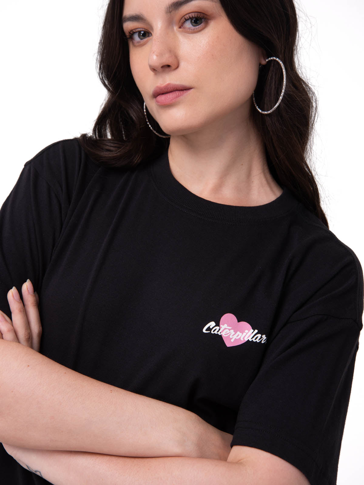 Polera Manga Corta Mujer Caterpillar Heart Negro