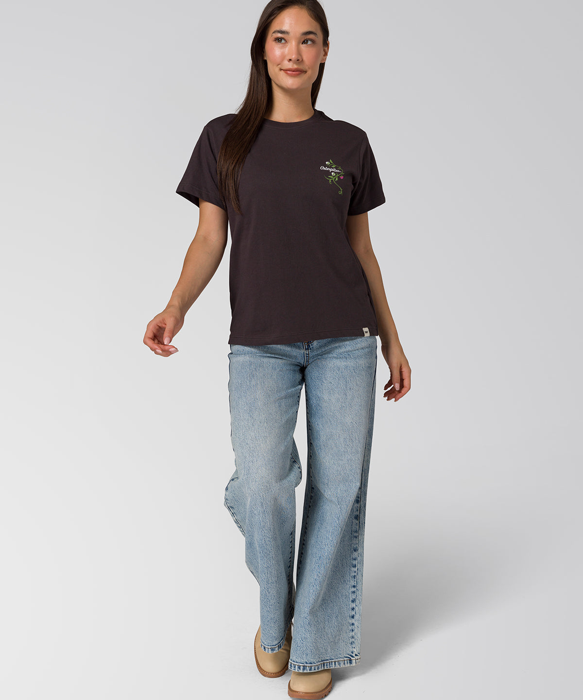 Polera Manga Corta Mujer Prisma Flora Negro Cat