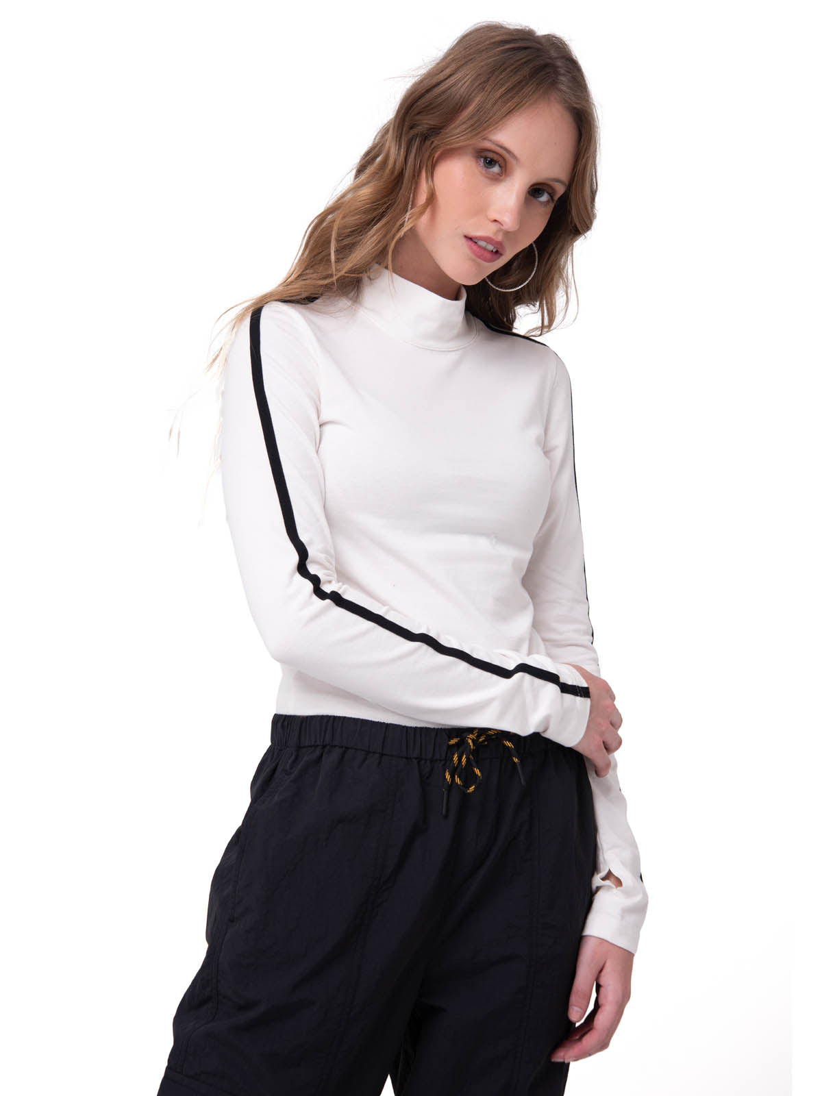 Polera Manga Larga Mujer Sporty Mock Neck Blanco Cat