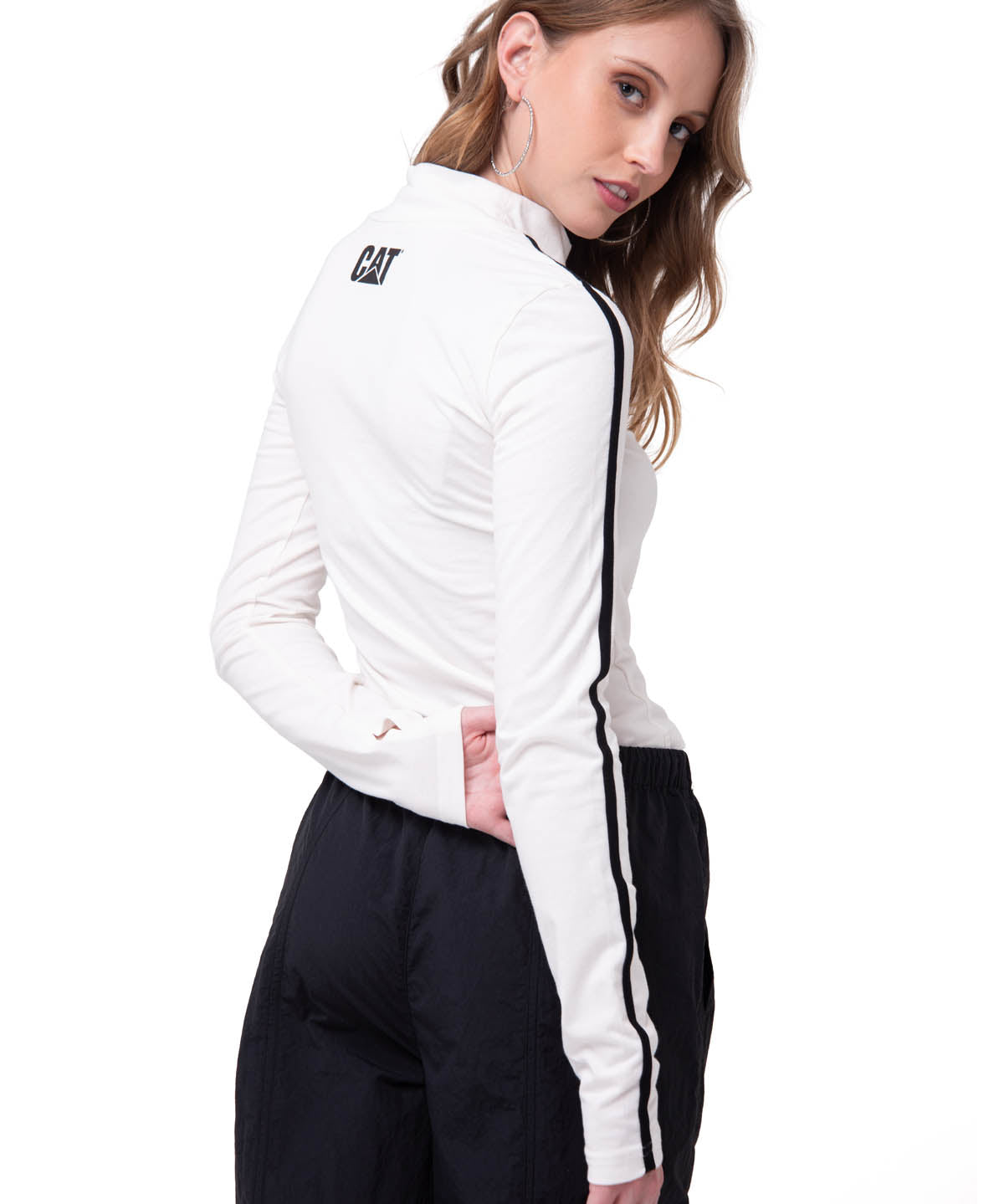 Polera Manga Larga Mujer Sporty Mock Neck Blanco Cat