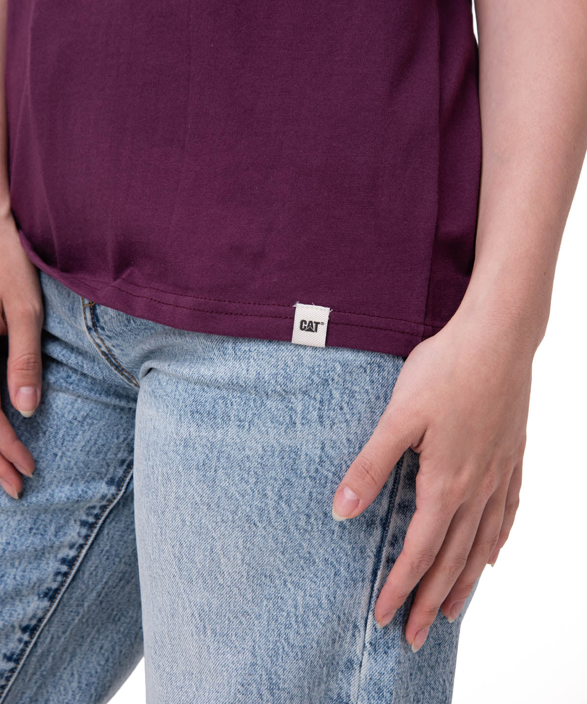 Polera Manga Corta Mujer Western Script Burdeo Cat