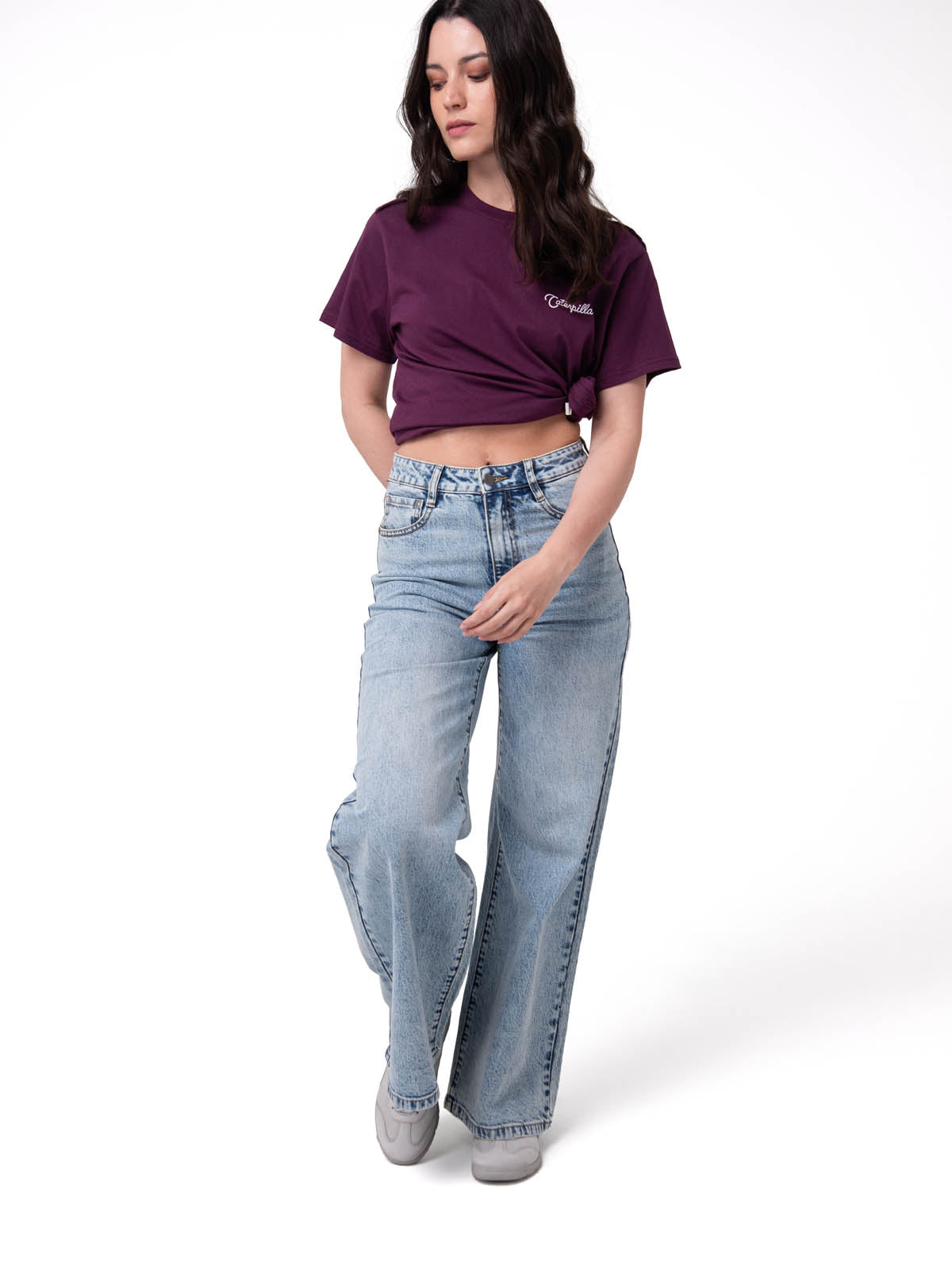 Polera Manga Corta Mujer Western Script Burdeo Cat