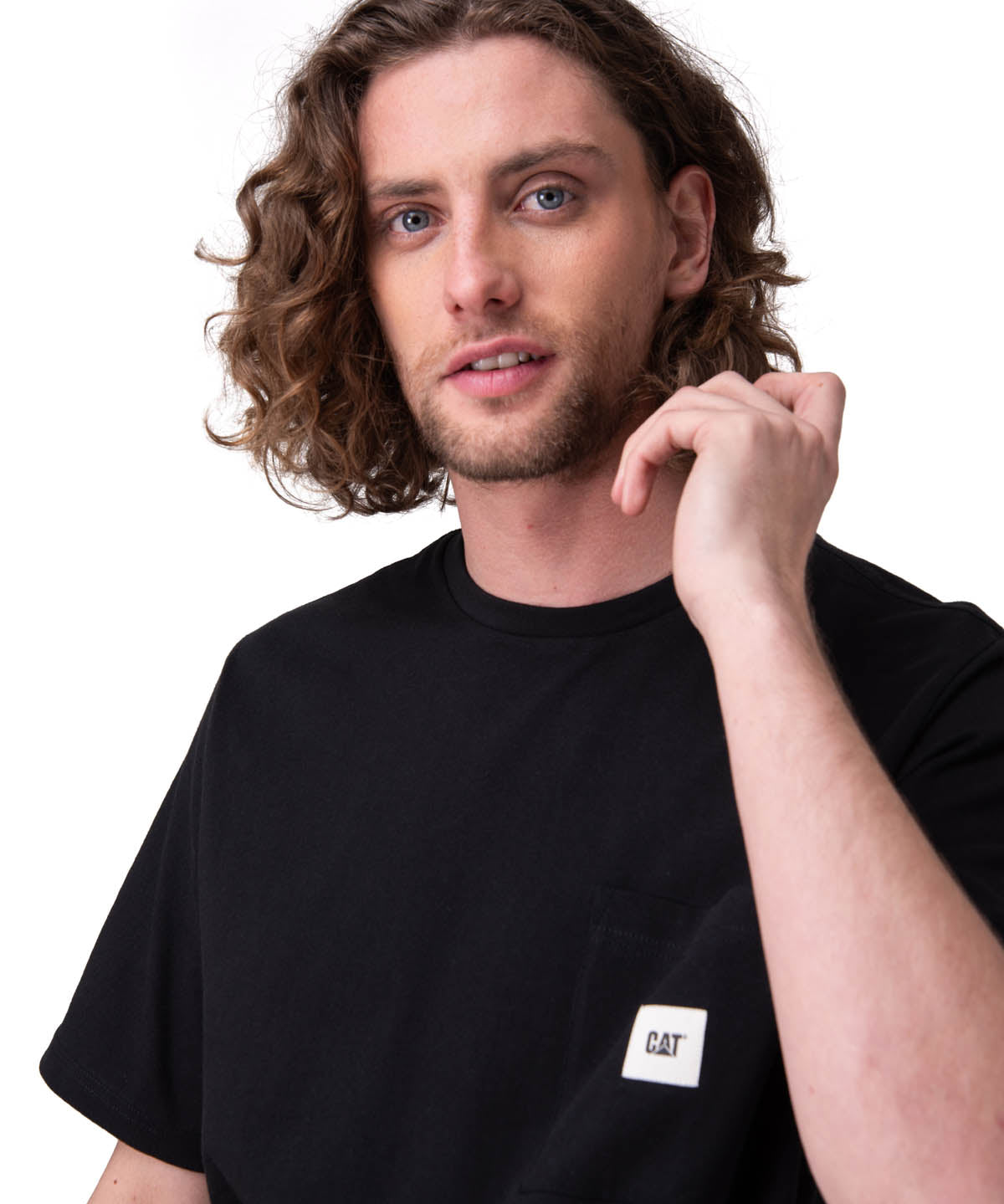 Polera Manga Corta Hombre Solid Pocket Label Negro