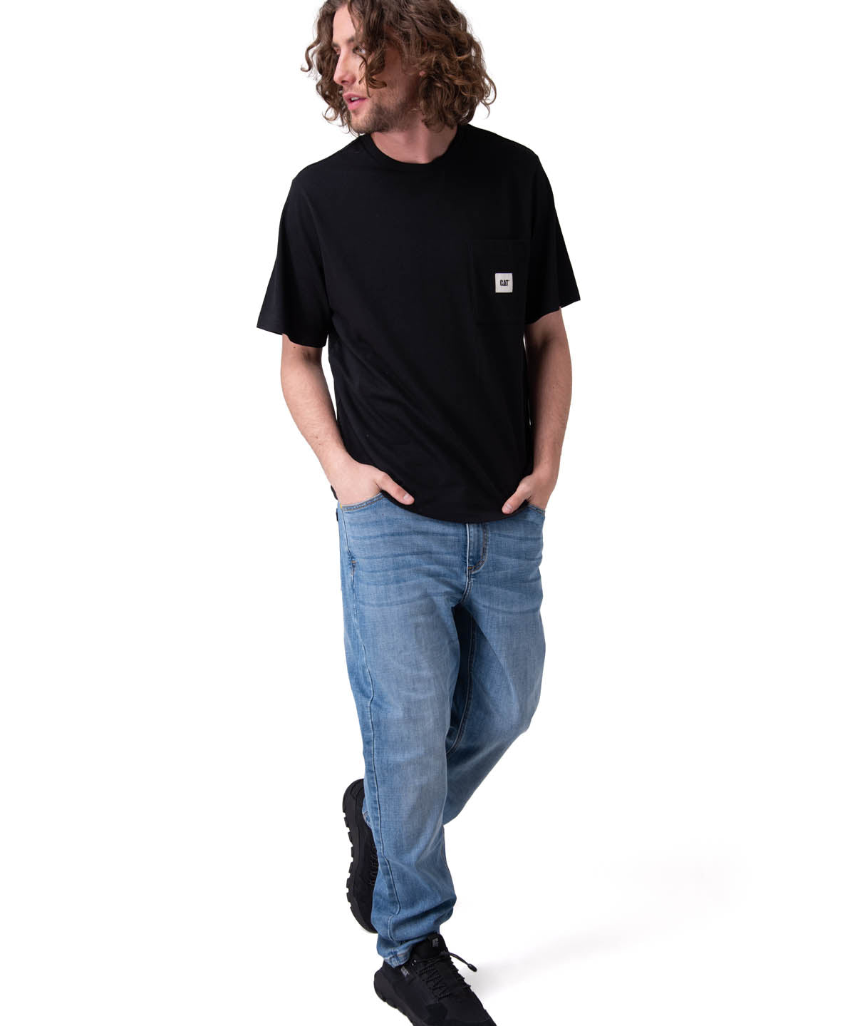 Polera Manga Corta Hombre Solid Pocket Label Negro