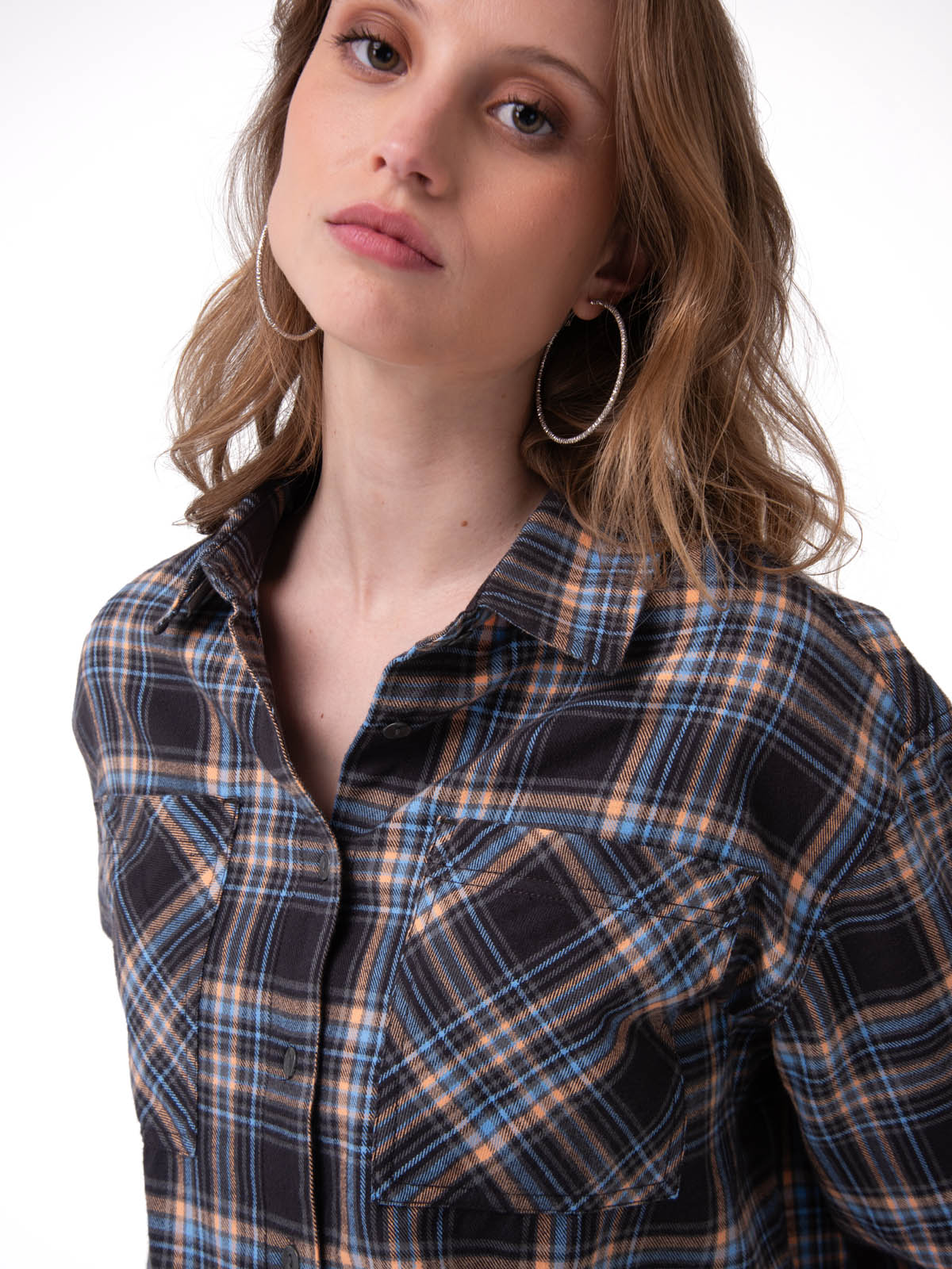 Camisa Manga Larga Mujer Cropped Flannel Negro Cat