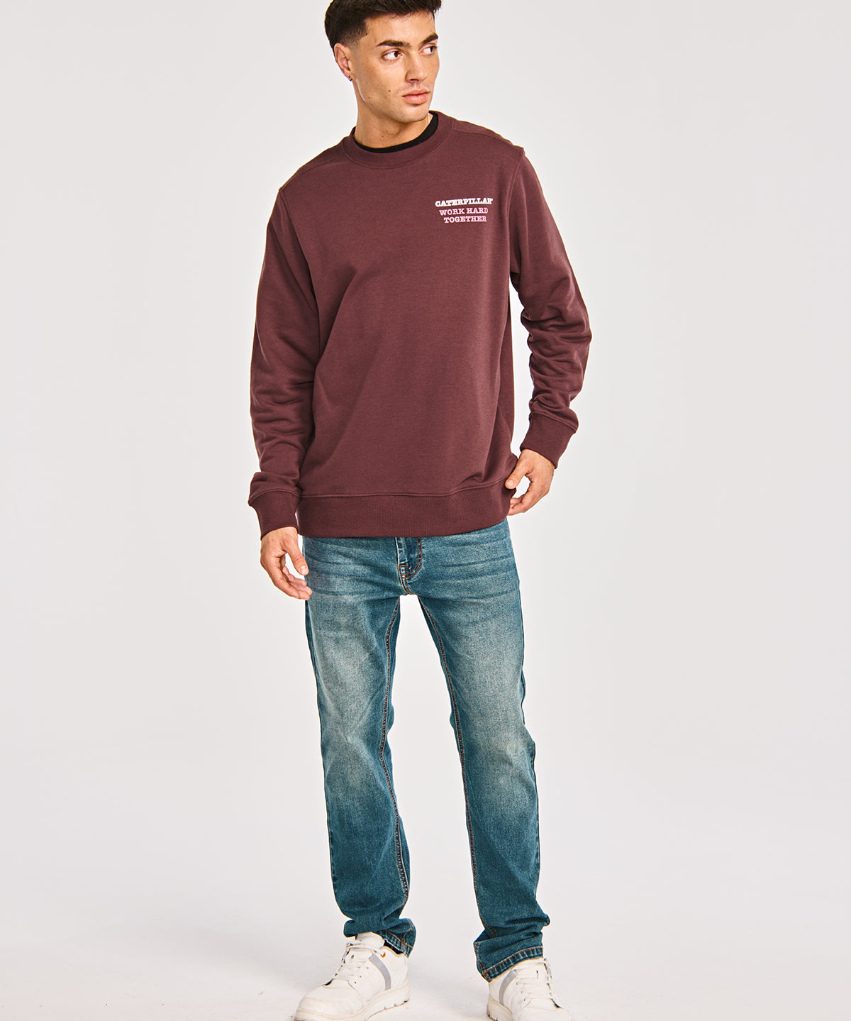 Polerón Casual Hombre GRAPHIC FRENCH TERRY CREWNECK Burdeo CAT