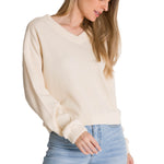 Polerón Cuello en V Mujer Oversize Waffle Blanco CAT