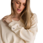 Polerón Cuello en V Mujer Oversize Waffle Blanco CAT