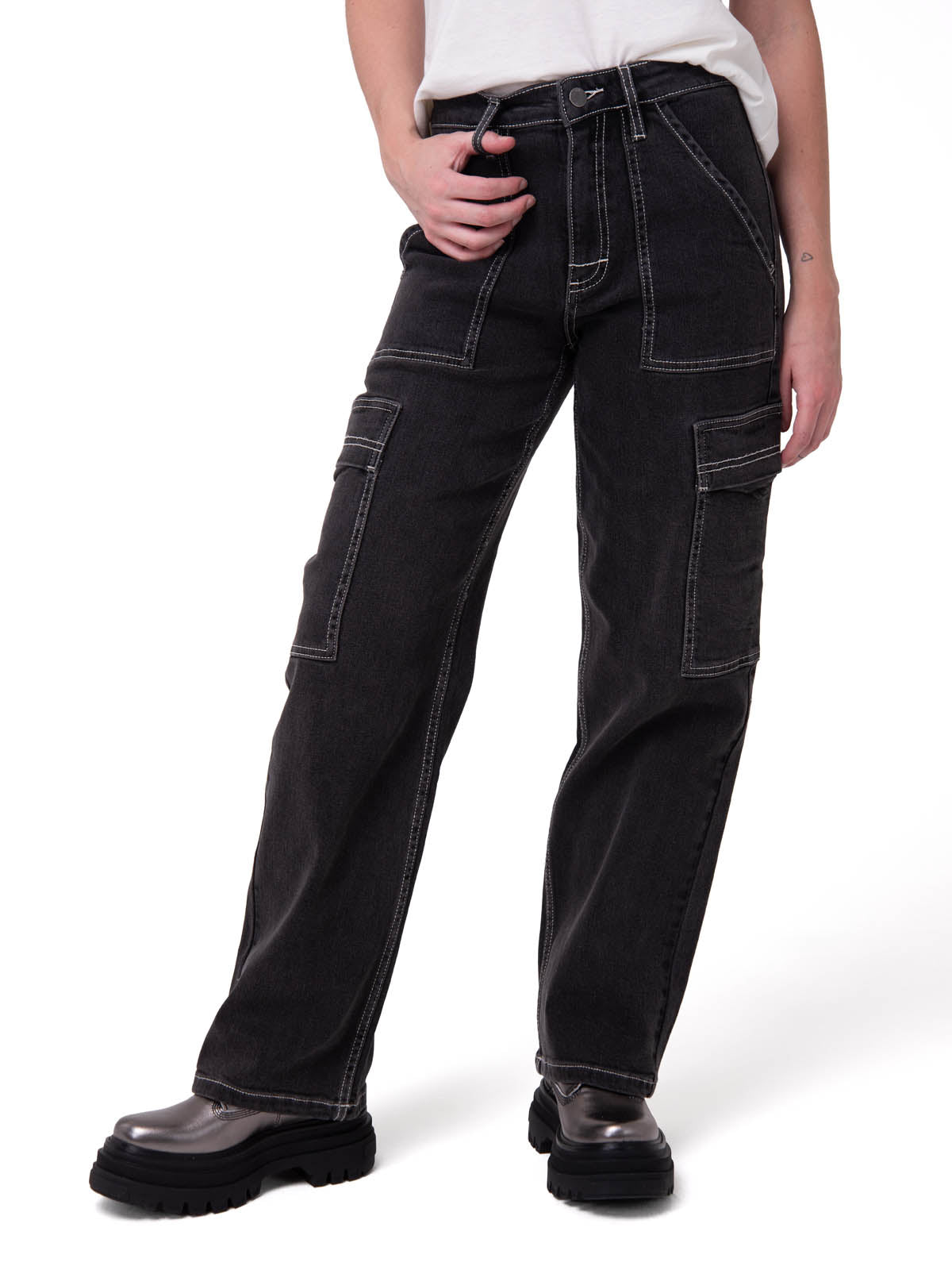 Jeans Cargo Mujer Relaxed Negro CAT