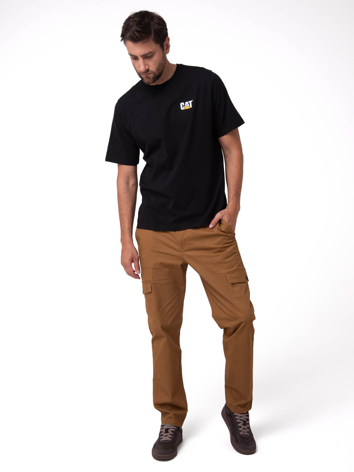 Pantalón Hombre Cargo Slim Café Cat