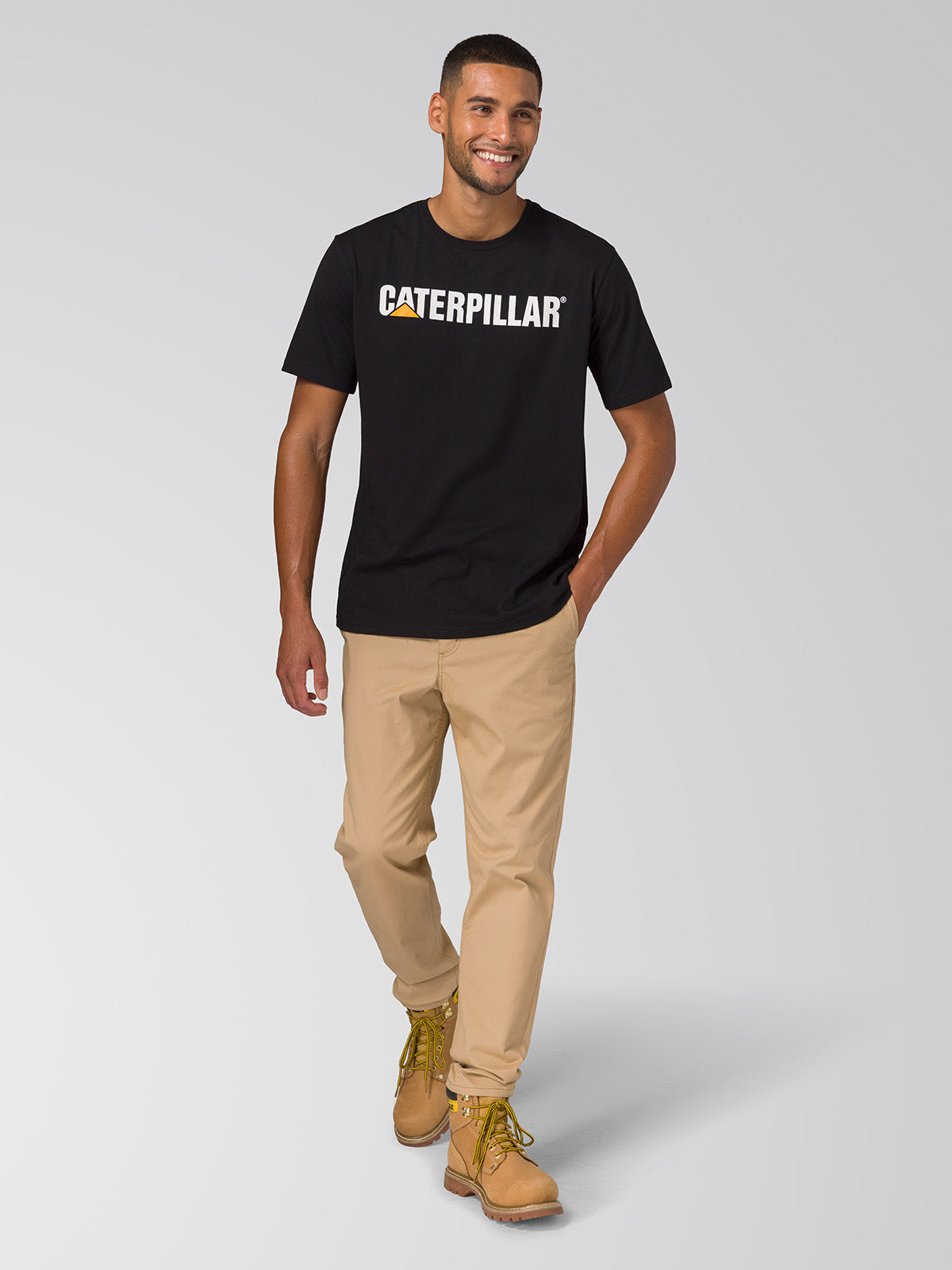 Pantalón Hombre Slim Tapered Chino Beige Cat