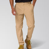 Pantalón Hombre Slim Tapered Chino Beige Cat