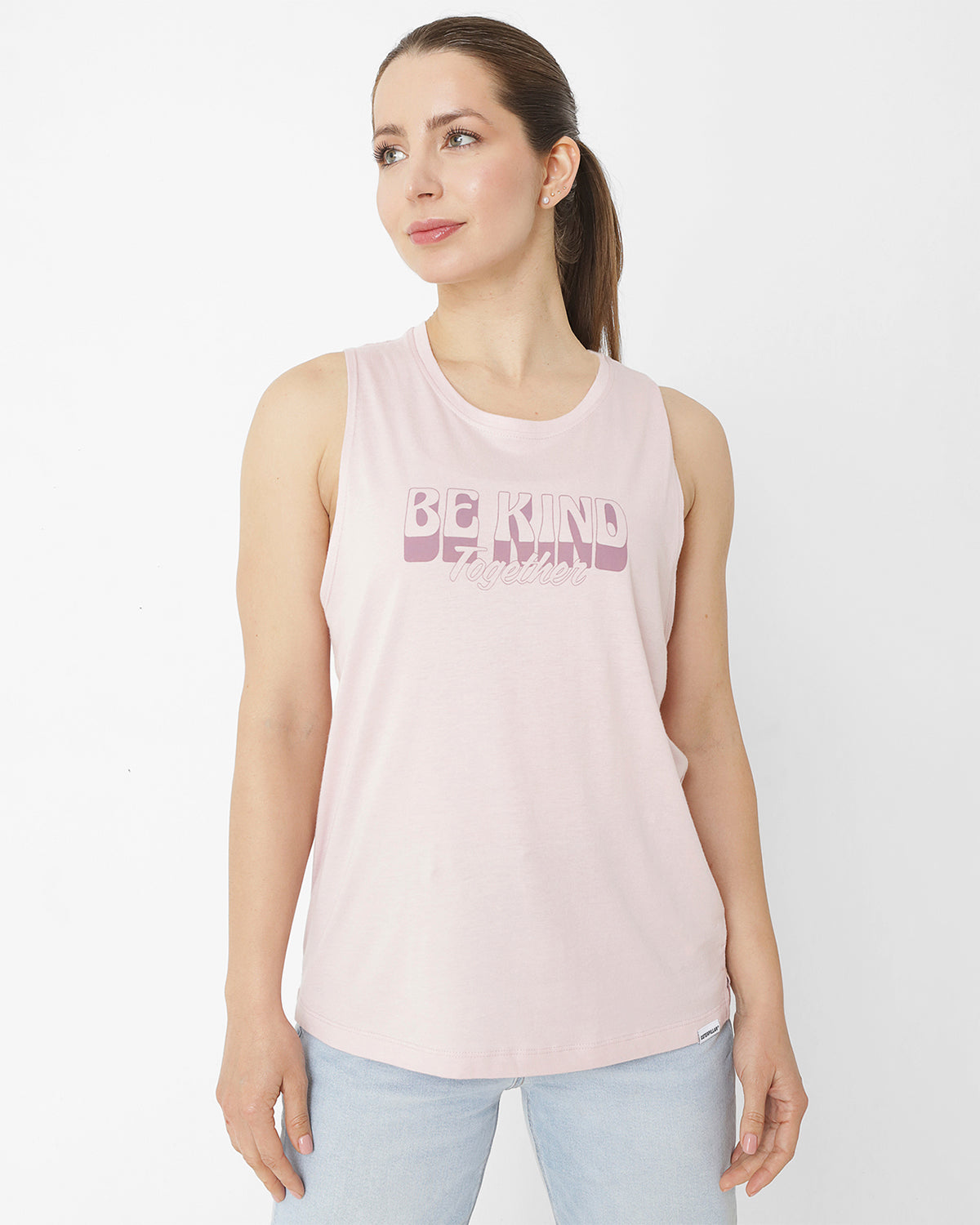 Polera Manga Corta Casual Mujer W Graphic Tank Morado Cat