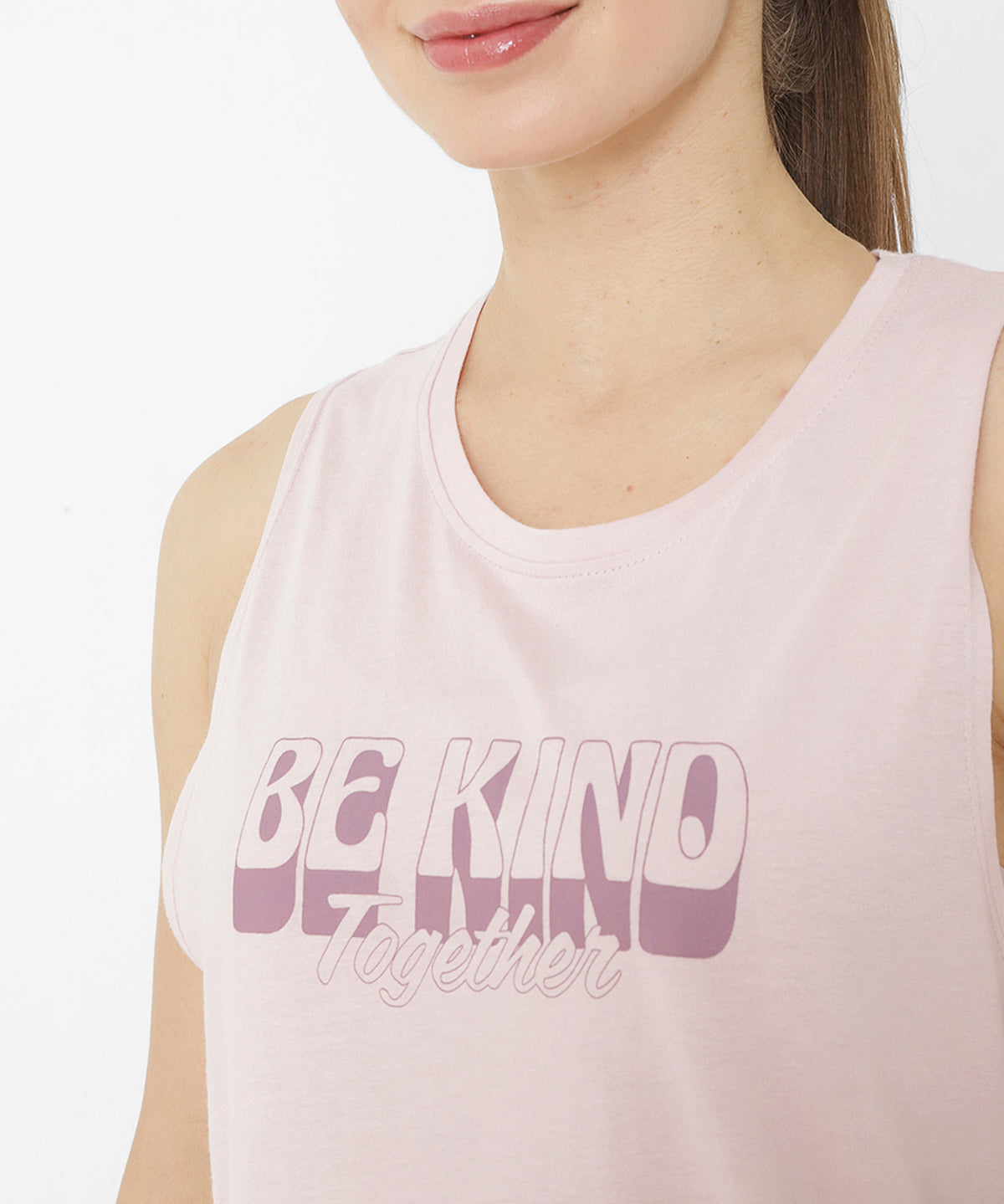 Polera Manga Corta Casual Mujer W Graphic Tank Morado Cat