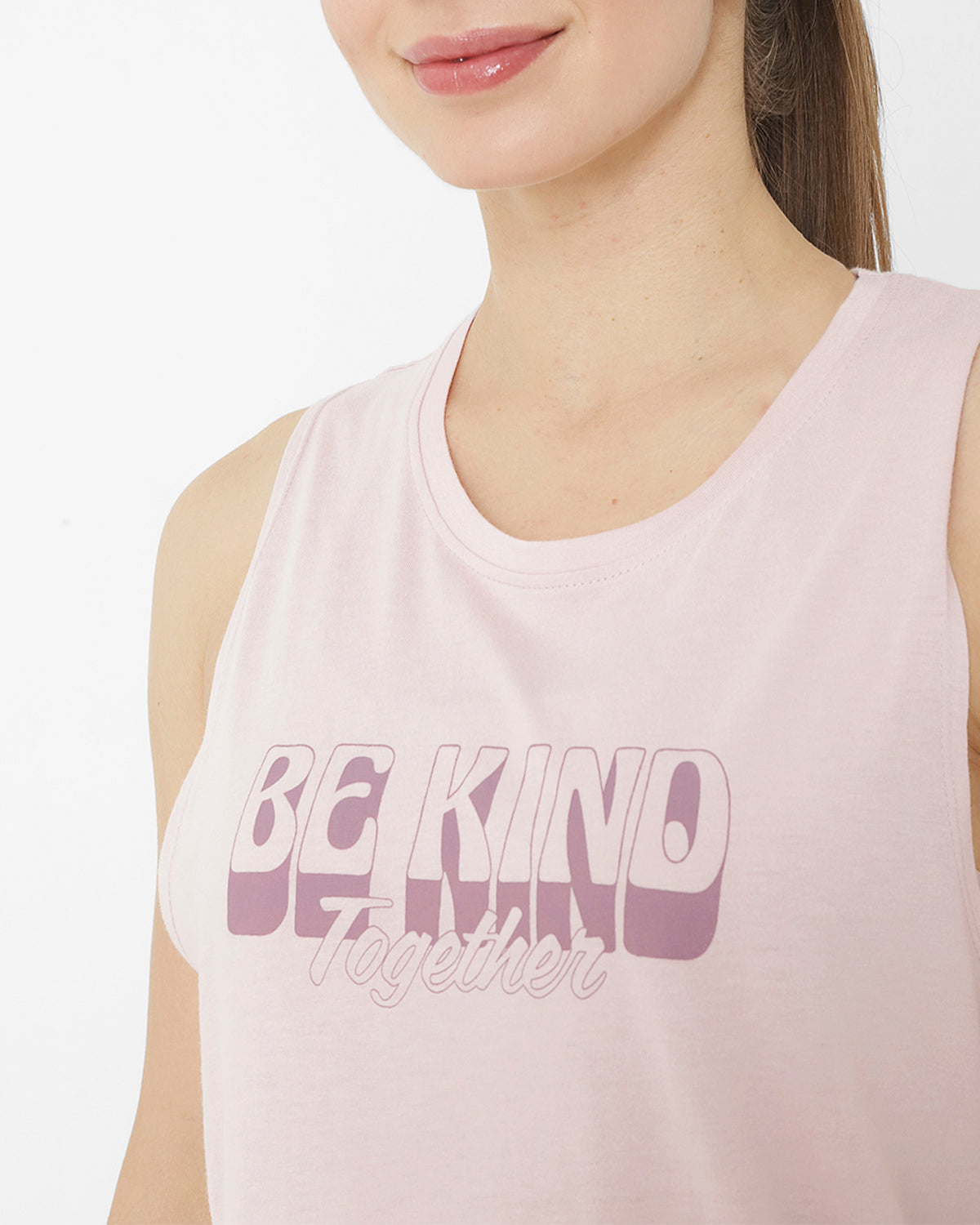 Polera Manga Corta Casual Mujer W Graphic Tank Morado Cat