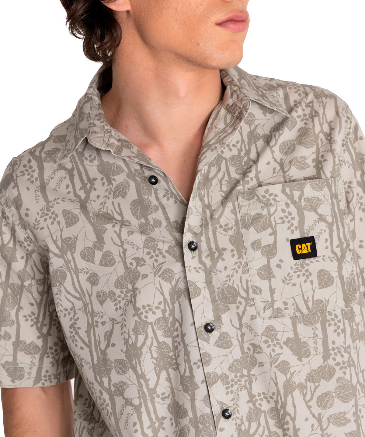 Camisa Manga corta Casual Hombre RELAXED PRINTED POPLIN S/S SHIRT Beige/Crudo CAT