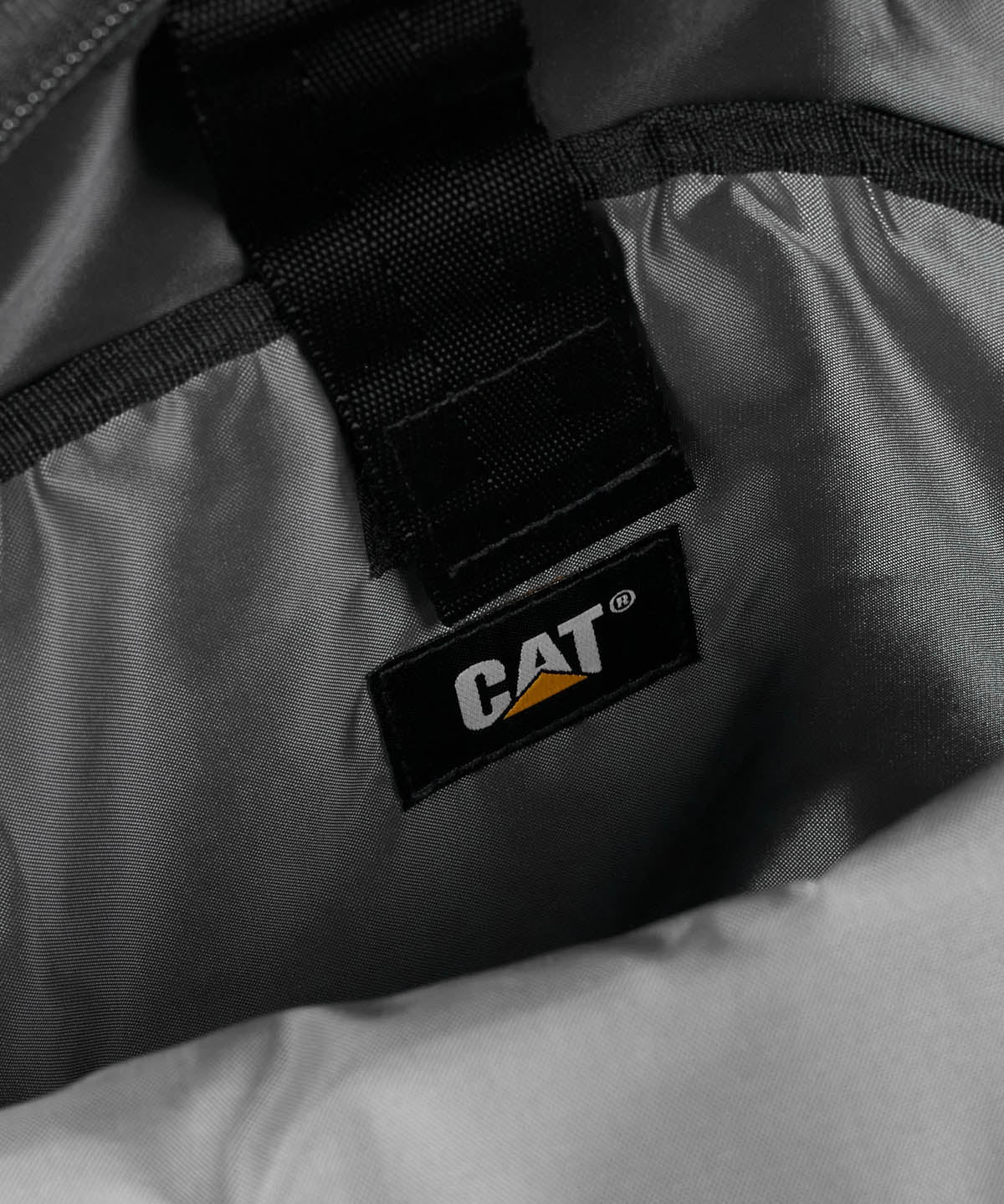 Bolso Shoulder Bag Unisex Ryan Negro CAT