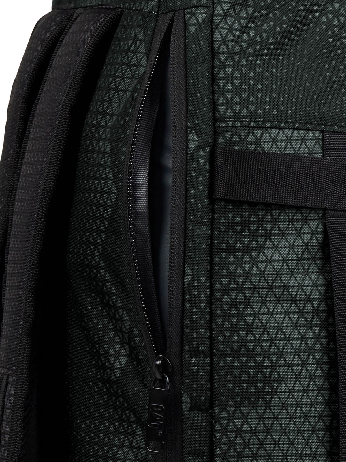 Mochila Cabina Unisex Bobby Negro CAT